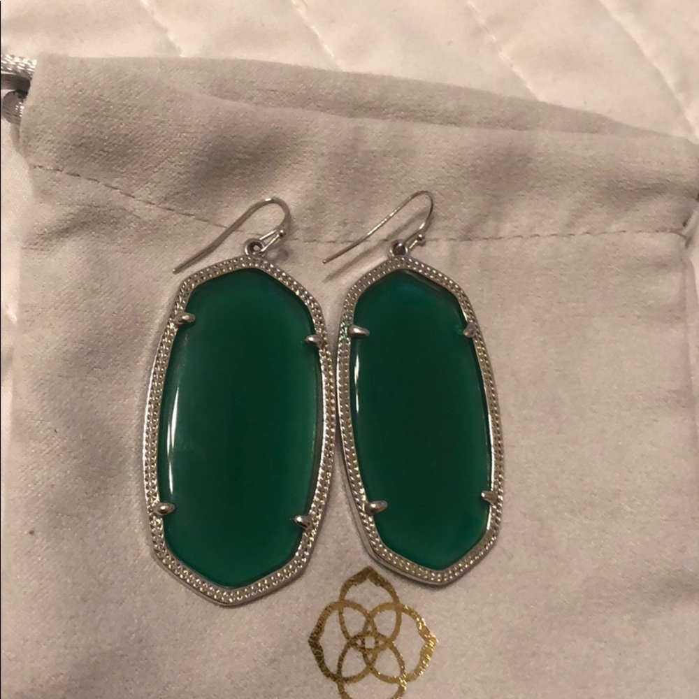 Kendra Scott Danielle Earrings